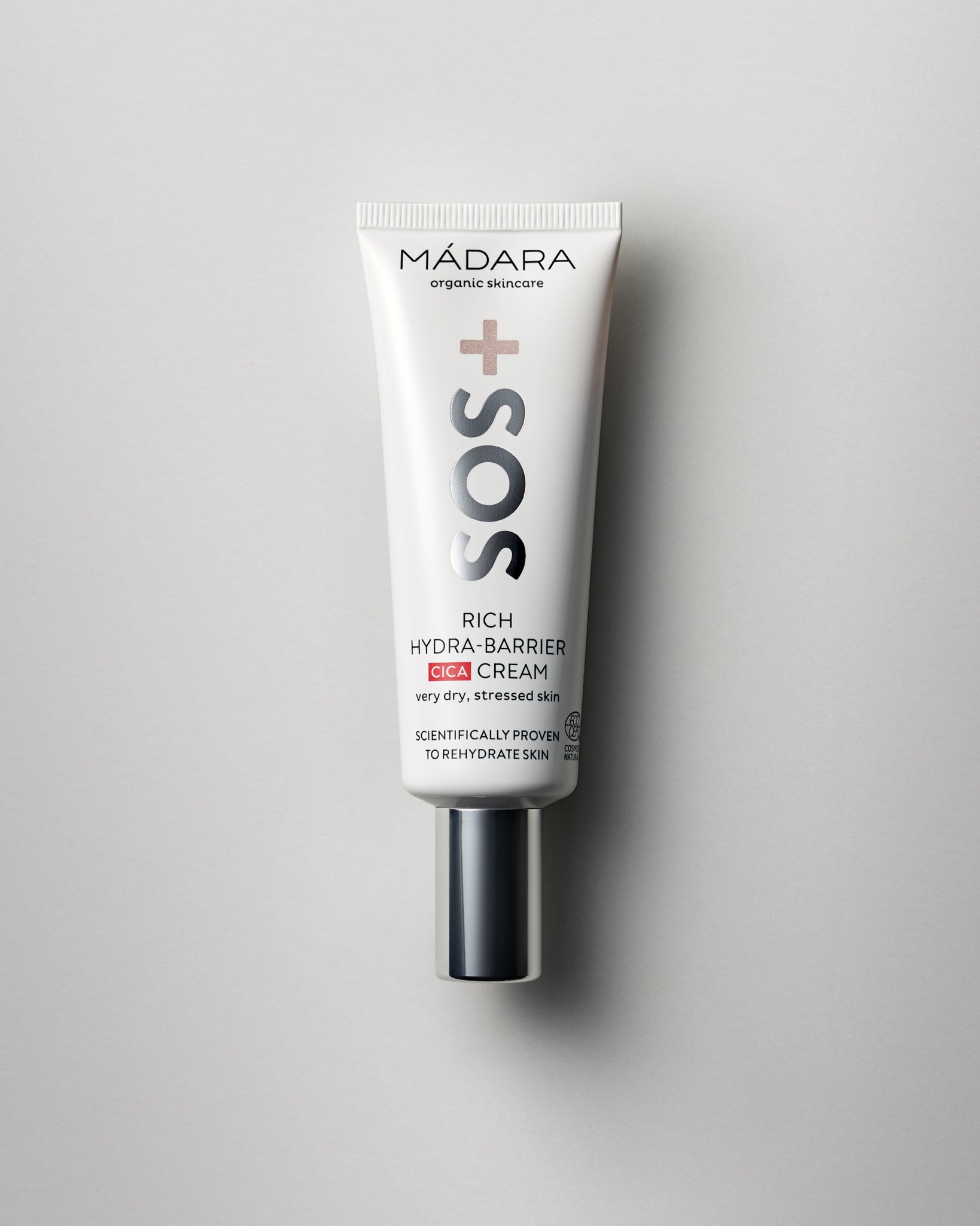MÁDARA Organic Skincare sos rich hydra barrier cica cream A3012 face cream product photo on plain background.