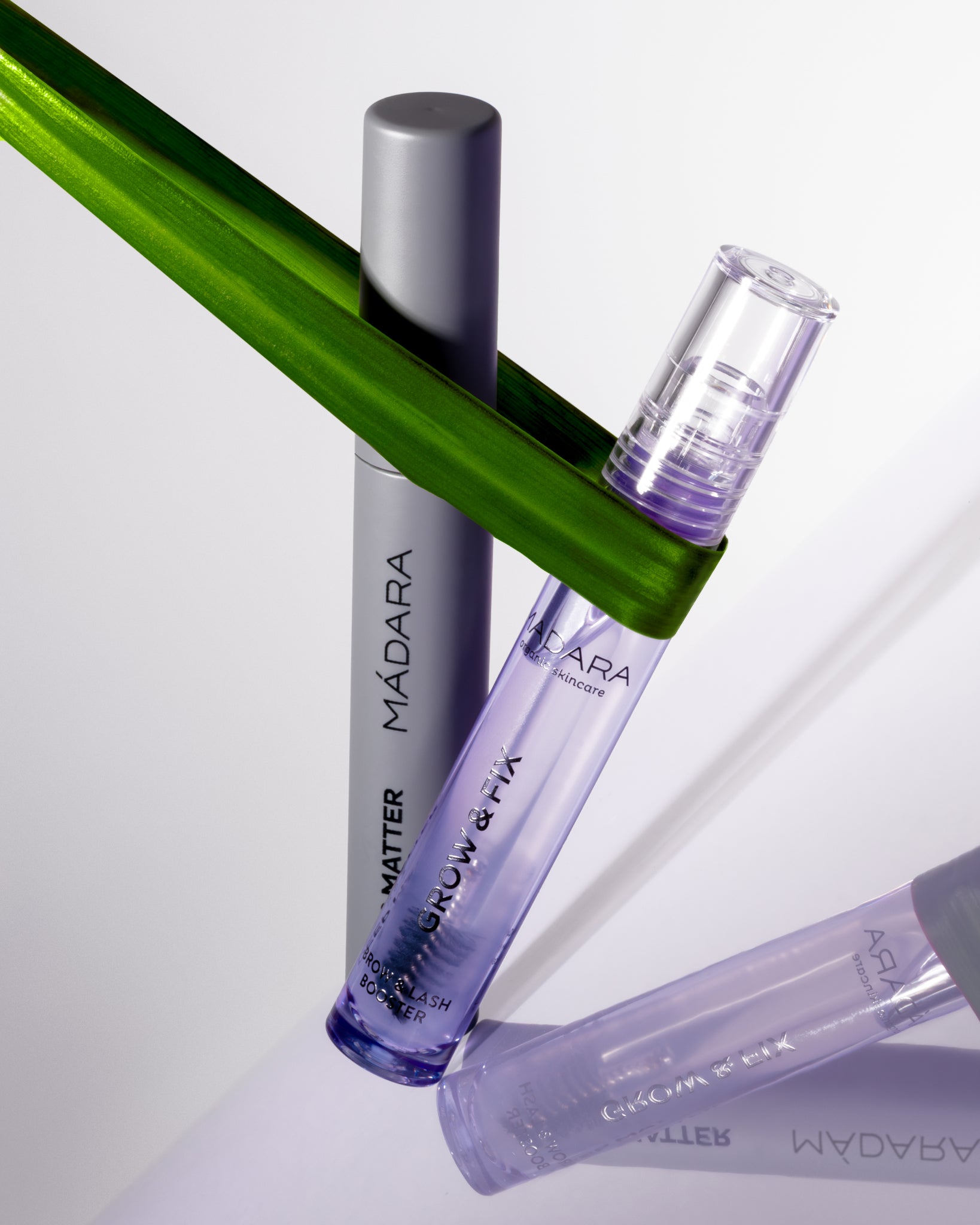 MÁDARA Organic Skincare brow and lash care A0033 product photo on plain background.