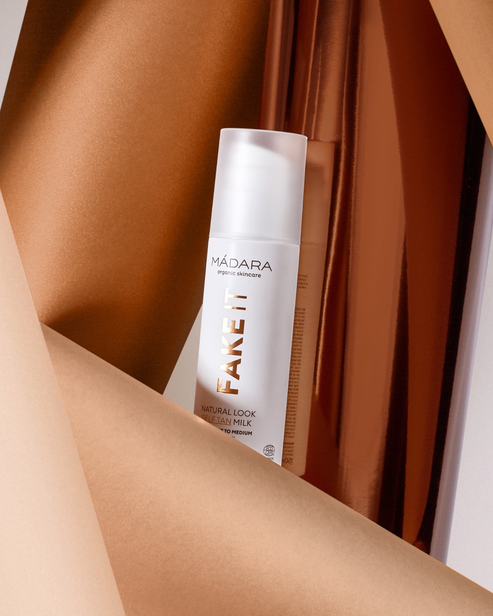 MÁDARA Organic Skincare body tan cream A3431 face cream product photo on plain background.