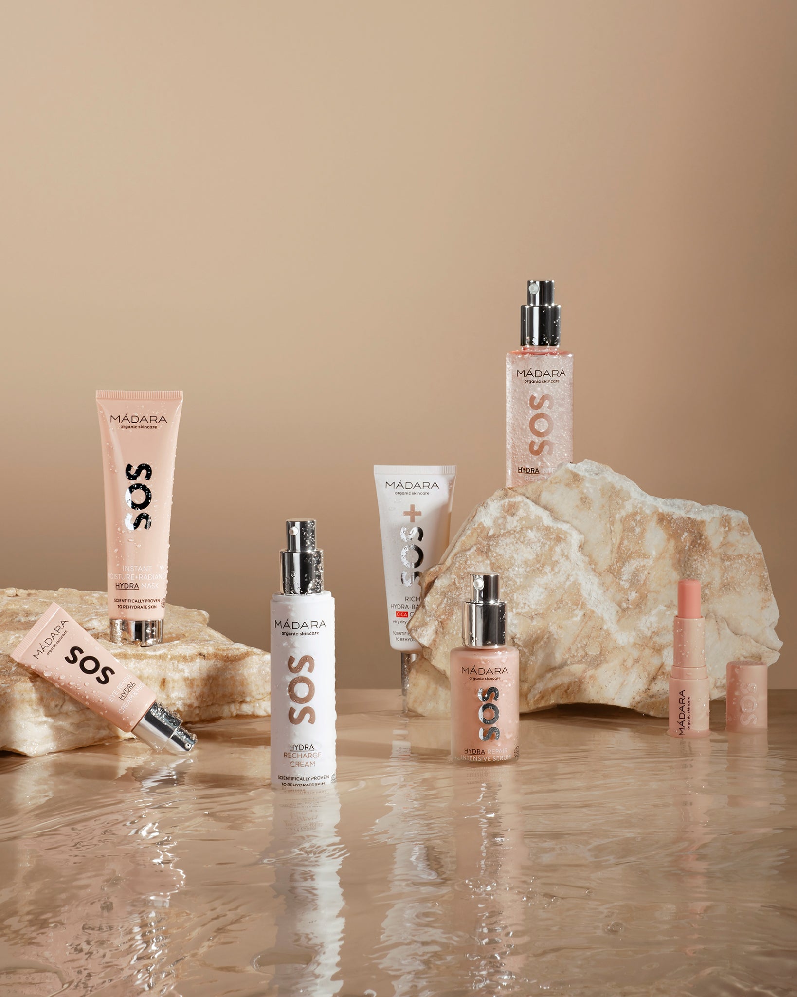 MÁDARA Organic Skincare sos skincare A3021 product photo on plain background.