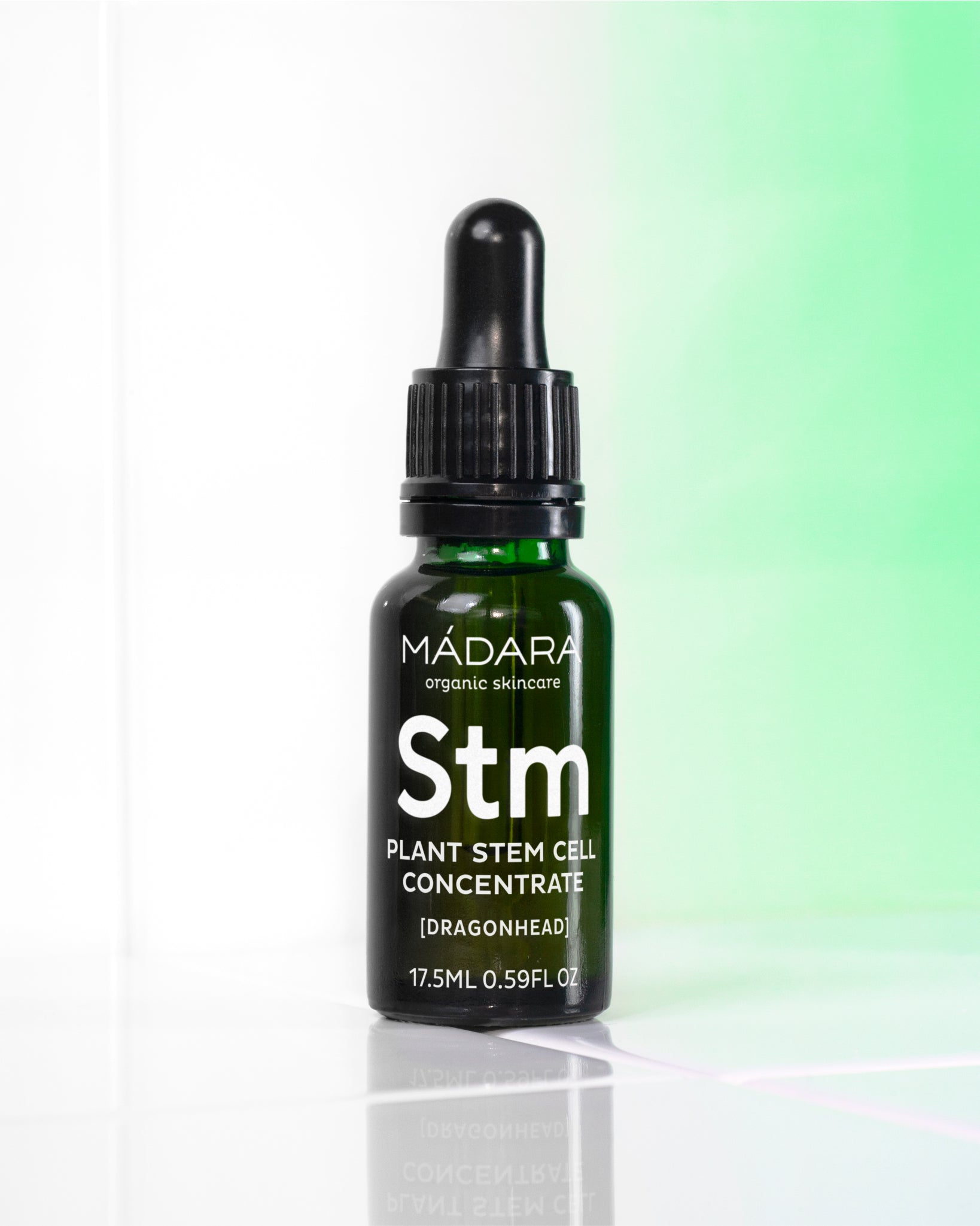 MÁDARA Organic Skincare dragonhead concentrate A3260 product photo on plain background.