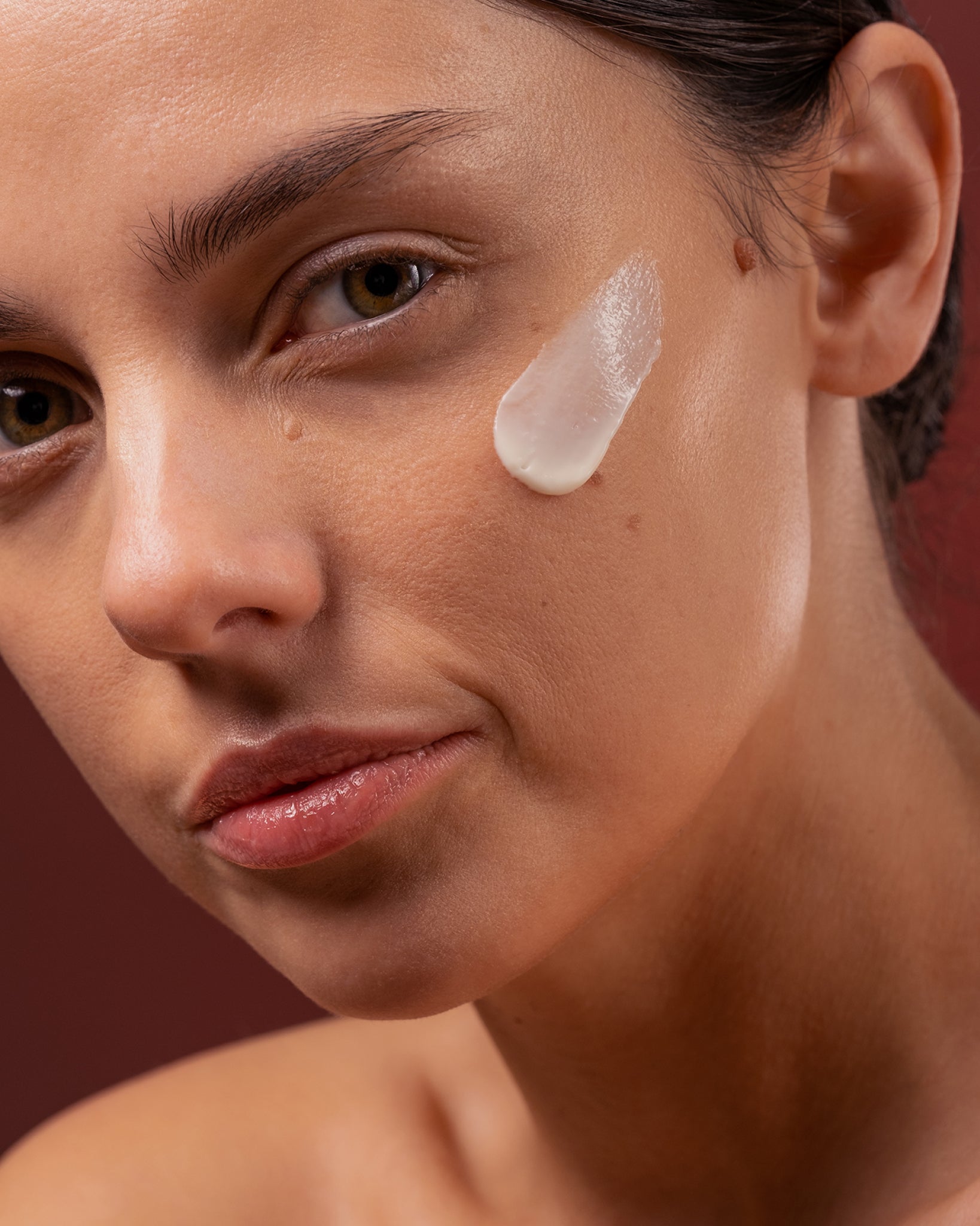 MÁDARA Organic Skincare intensely hydrating night cream SM3062 15 face cream product photo on plain background.